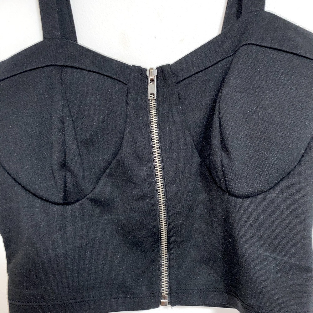 Black Zipper Crop Top